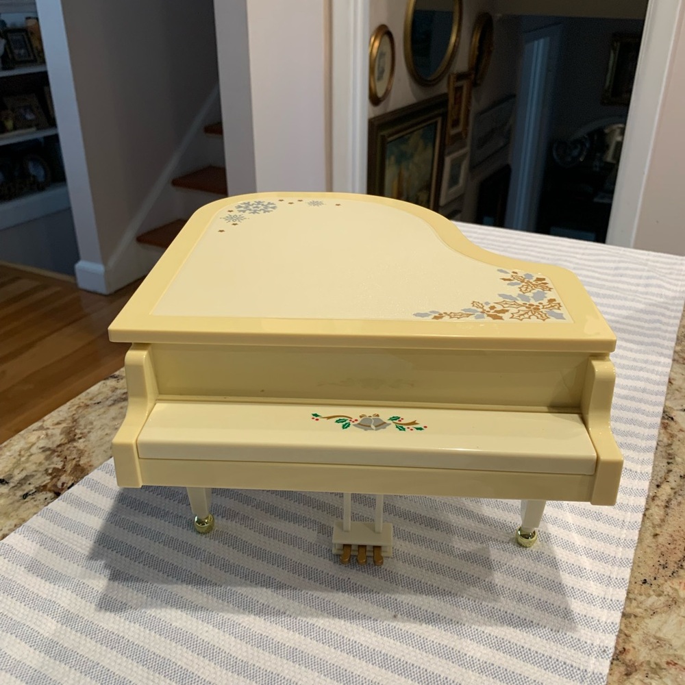 Vintage Magical Christmas Piano Toy